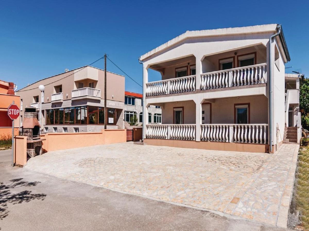 Apartments Hak Vir Dış mekan fotoğraf